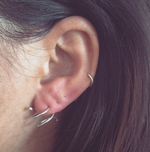 Load image into Gallery viewer, Little Hoop Earring 14ct gold
